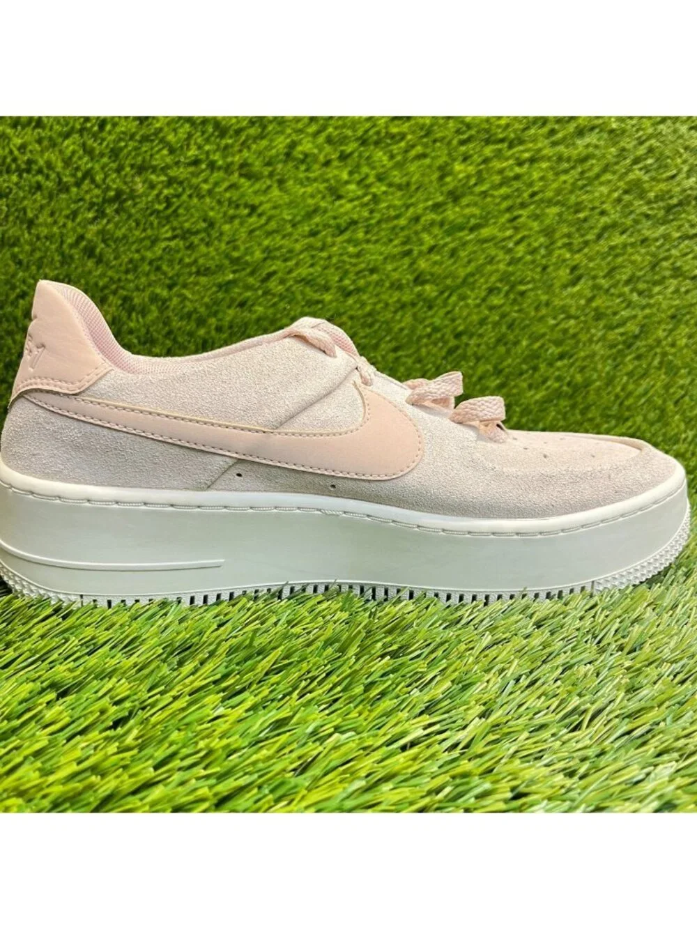 Nike Air Force 1 Sage Low Womens Size 9 Pink Athletic Walking Shoes Sneakers